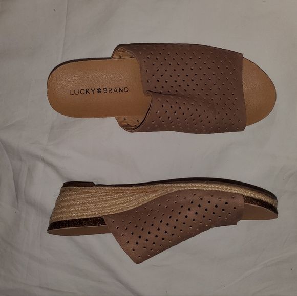 Lucky Brand faux Leather Open Toe Mules Wedge Sandals Heels - Picture 3 of 6